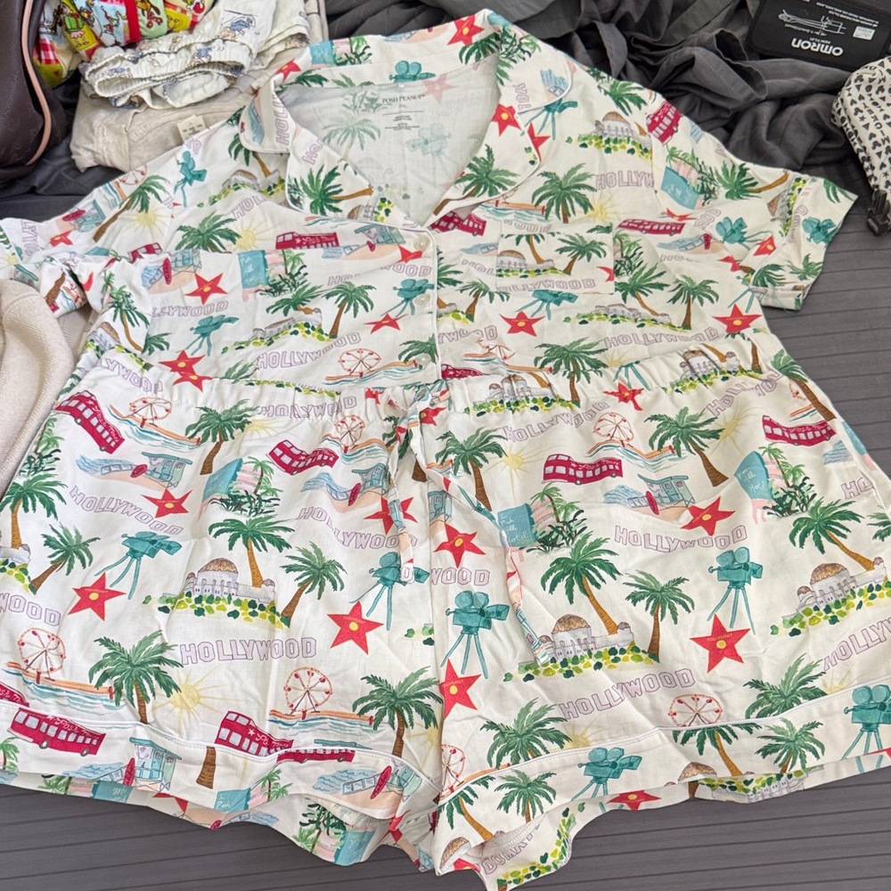 Posh Peanut Hollywood Print Pajama Set